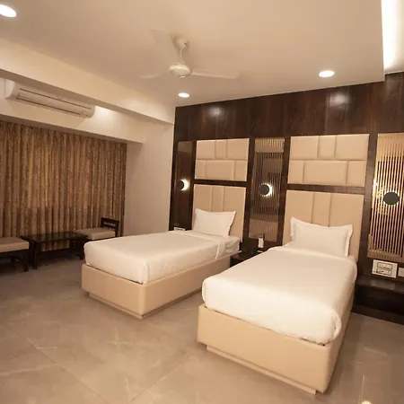 Naaz Executive Hotel