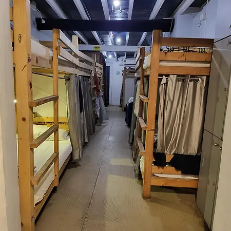 Namastey Backpackers Hostel *