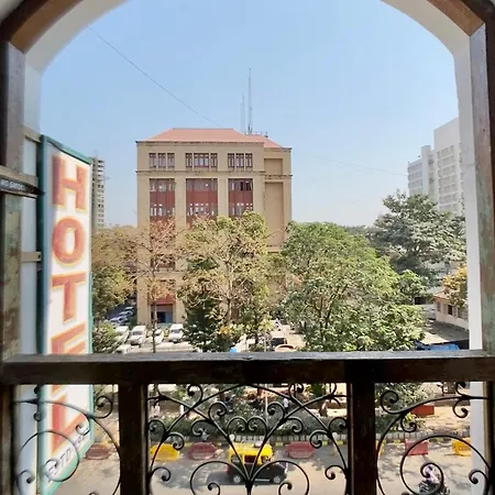 Hostel Vasantashram Cst Mumbai, Free Wifi With 1940s Retro Vibe
