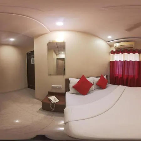 Briteway Hotel 3*
