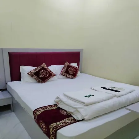 Guest house Sai Plaza, Chembur Mumbai
