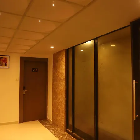 Sai Pritam Hotel 3*