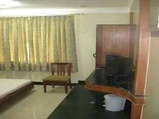 Manas Residency 2*