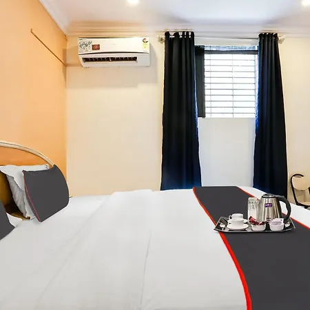 Collection O De Meridian Near Versova Beach 3* Mumbai
