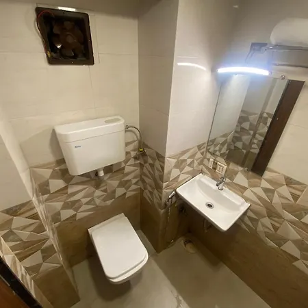 Hotel Jodiya - Near Cst 2*