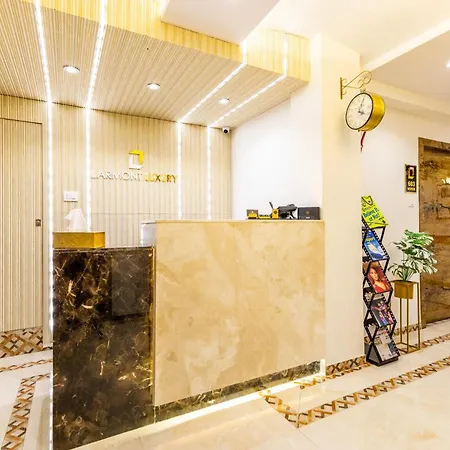 Larmont Luxury
