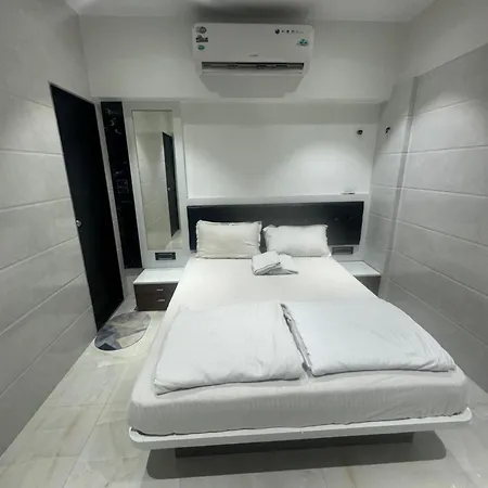 Backpackers Villa Mumbai Hostel Mumbai
