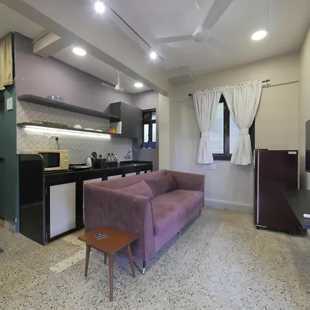 Queenie - Bandra West Apartment Mumbai