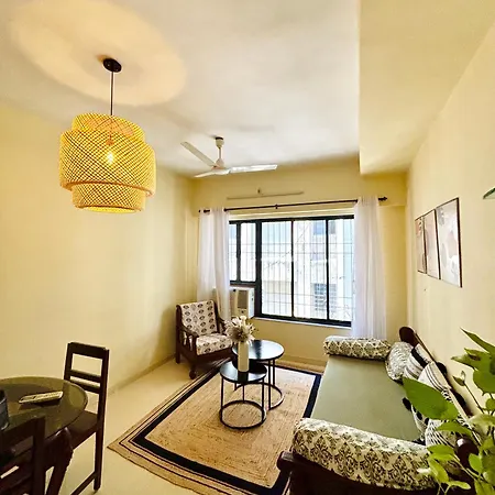 Entire 1 Bhk In Bandra West