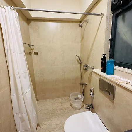 1br Service In Bkc By Florastays Apartment Mumbai