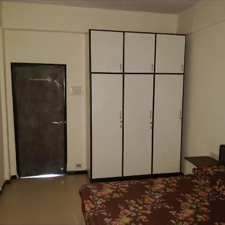 Good Earth Society Hotel *