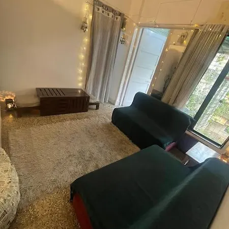 Cute 1bhk ,lokhandwala Market,andheri.w Mumbai
