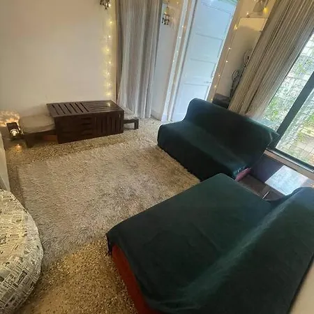 Cute 1bhk ,lokhandwala Market,andheri.w * Mumbai