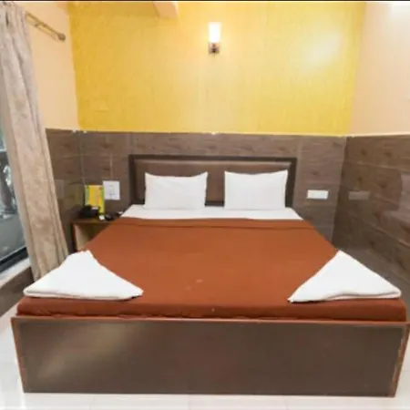 Hotel Classic Residency *