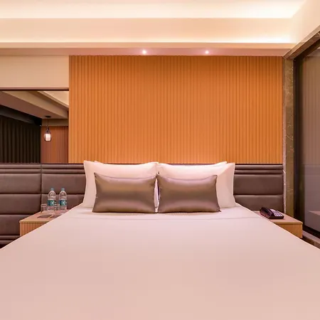 Lemon Tree Premier, Malad, Mumbai