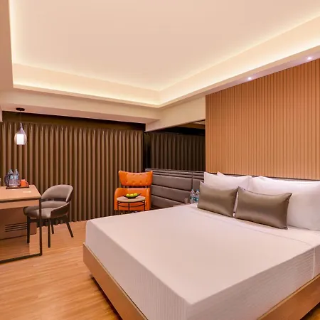 Lemon Tree Premier, Malad, Hotel