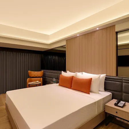 Lemon Tree Premier, Malad, Hotel Mumbai
