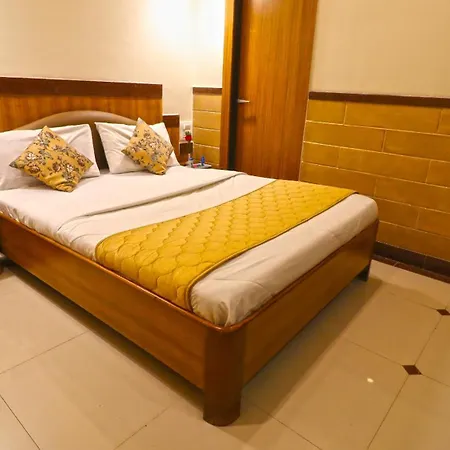 Parklane 3* Mumbai