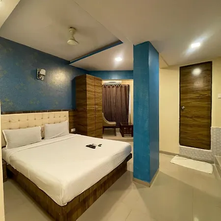Golden Park Hotel 3*