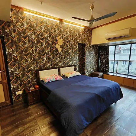 Apartment Spacious 3bhk Heart Of Mumbai, Bandra *