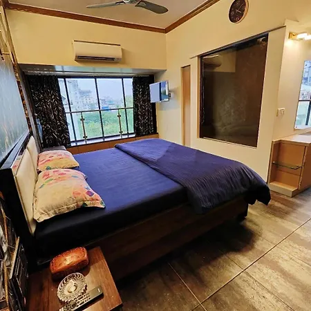 Apartment Spacious 3bhk Heart Of Mumbai, Bandra *