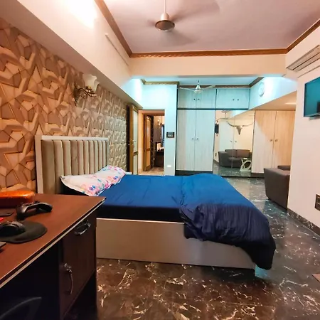 Apartment Spacious 3bhk Heart Of Mumbai, Bandra Mumbai
