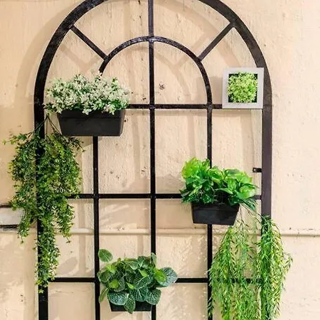 House At The Heart Of Bandra. Apartment Mumbai