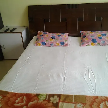 Med Mid Town Apt Apartment Mumbai