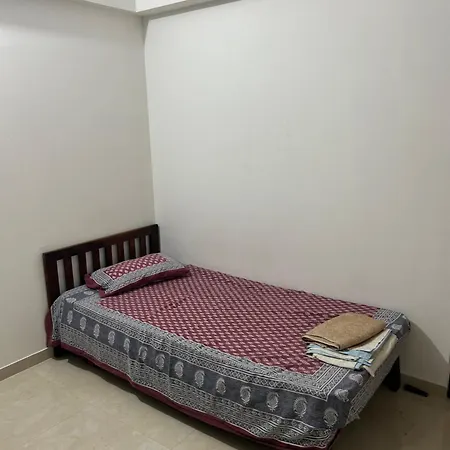 In Flat With Amazing And Sea View