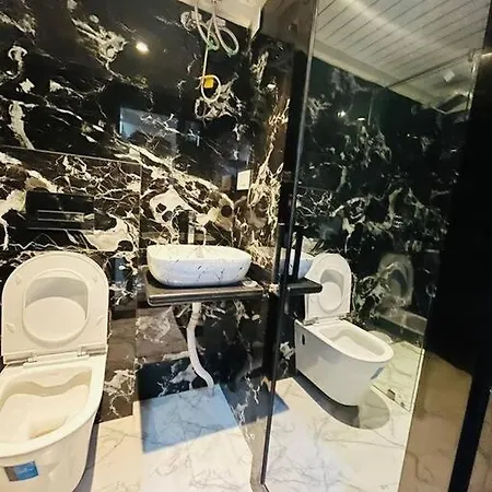 Best Sea View ,juhu Apartment *