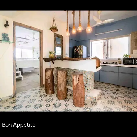 Top-floor Oceanfront Designer In Bandra Mumbai