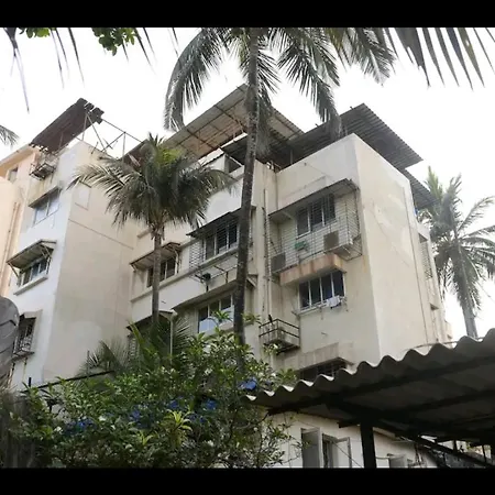 Apartment Top-floor Oceanfront Designer In Bandra *