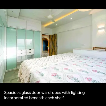 Apartment Top-floor Oceanfront Designer In Bandra