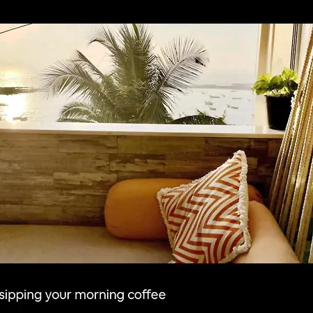 Top-floor Oceanfront Designer In Bandra *