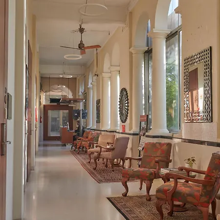 Hotel Elphinstone