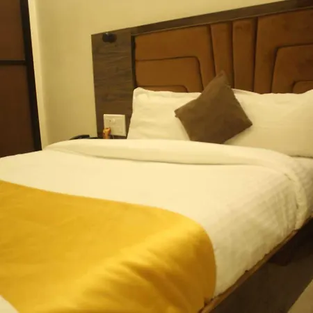 Siddharth Residency- Siddharth Nagar, Goregaon West Hotel 2*