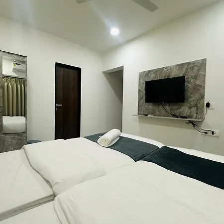 Astha Powai Service Homestay