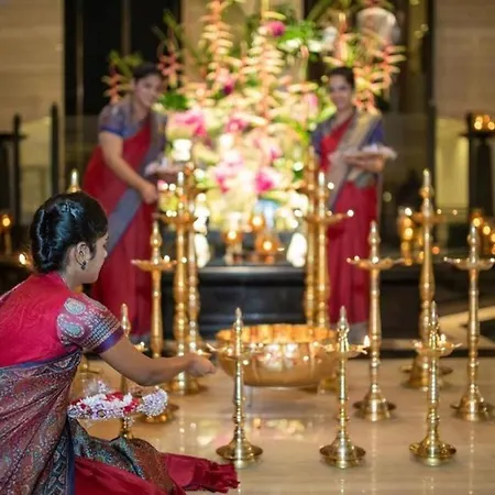 Taj Lands End 5* Mumbai