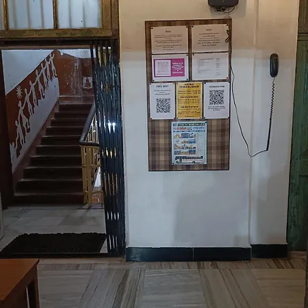 Hostel Vasantashram Cst Mumbai, Free Wifi With 1940s Retro Vibe Mumbai