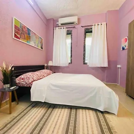 Rahat Manzil- The Old Warm Charm 2 Bedroom In Khar West By Connekt Homes Apartment Mumbai