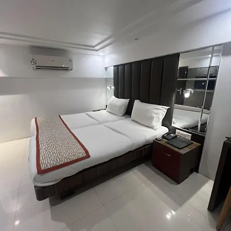 Supreme - Cuffe Parade Hotel Mumbai