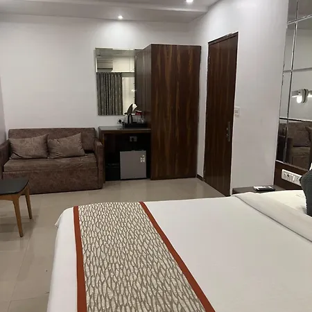 Hotel Supreme - Cuffe Parade Mumbai