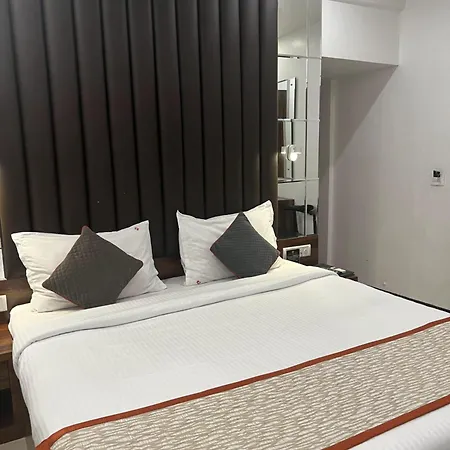 Supreme - Cuffe Parade Hotel