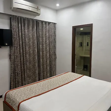 Supreme - Cuffe Parade Hotel Mumbai