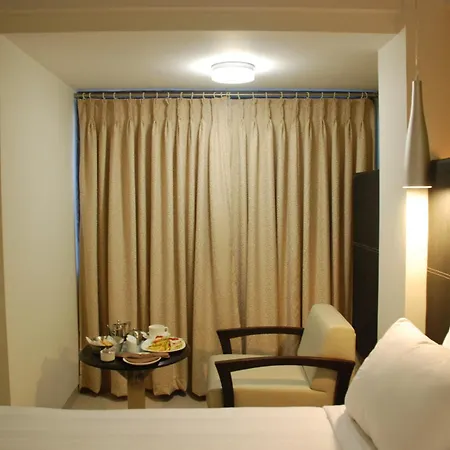 Hotel The Oriental Residency 3*