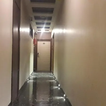 Hotel Shine Hospitality Residency