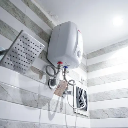 Hotel Skylink Hospitality Next To Amber Imperial 3*