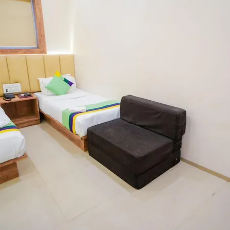 Hotel Skylink Hospitality Next To Amber Imperial 3*