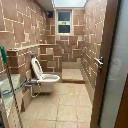 Apartment Keshav Kunj: A Luxurious Urban *