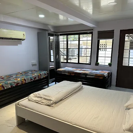 Apartment Ravish Apartment, Juhu Mumbai